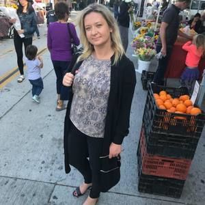 Meet your Posher, Dina